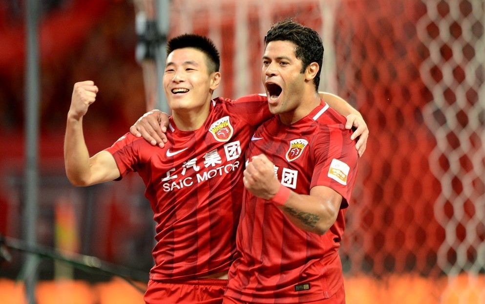 上海上港迎战广州富力,备战备受瞩目 上海上港迎战广州富力,备战备受瞩目