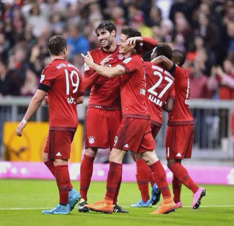 雷火电竞-莱万多夫斯基再献神奇进球，助力球队晋级的简单介绍