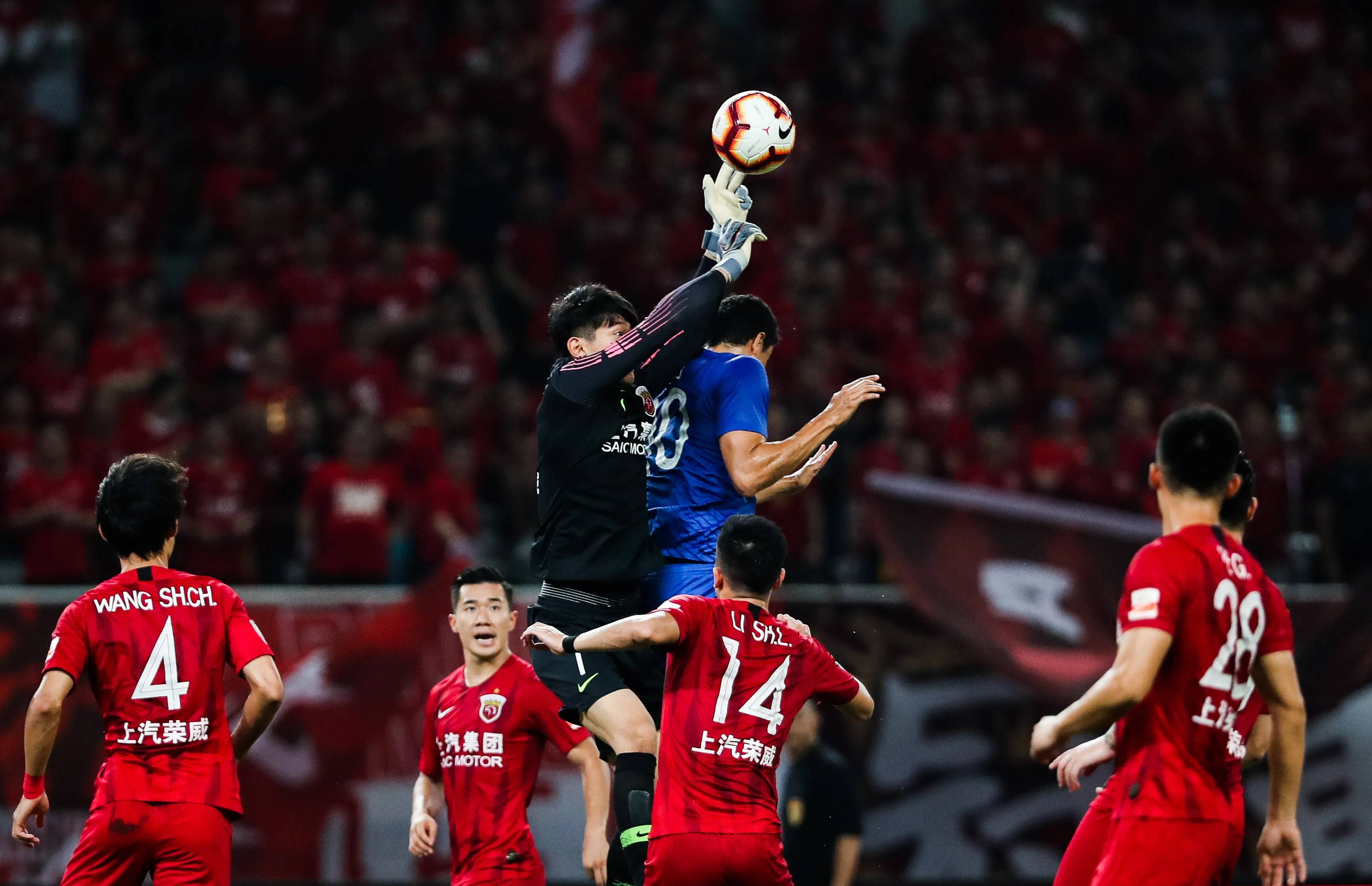 雷火电竞合作-关于上海队在比赛中展现强大实力，成功击败对手的信息