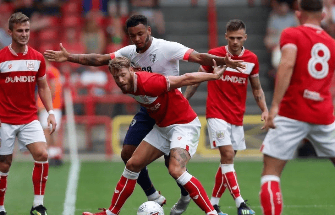 关于德比郡主场逼平对手，维持不败战绩的信息