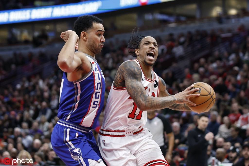 国王完胜江苏队,福克斯统治全场 国王完胜江苏队,福克斯统治全场