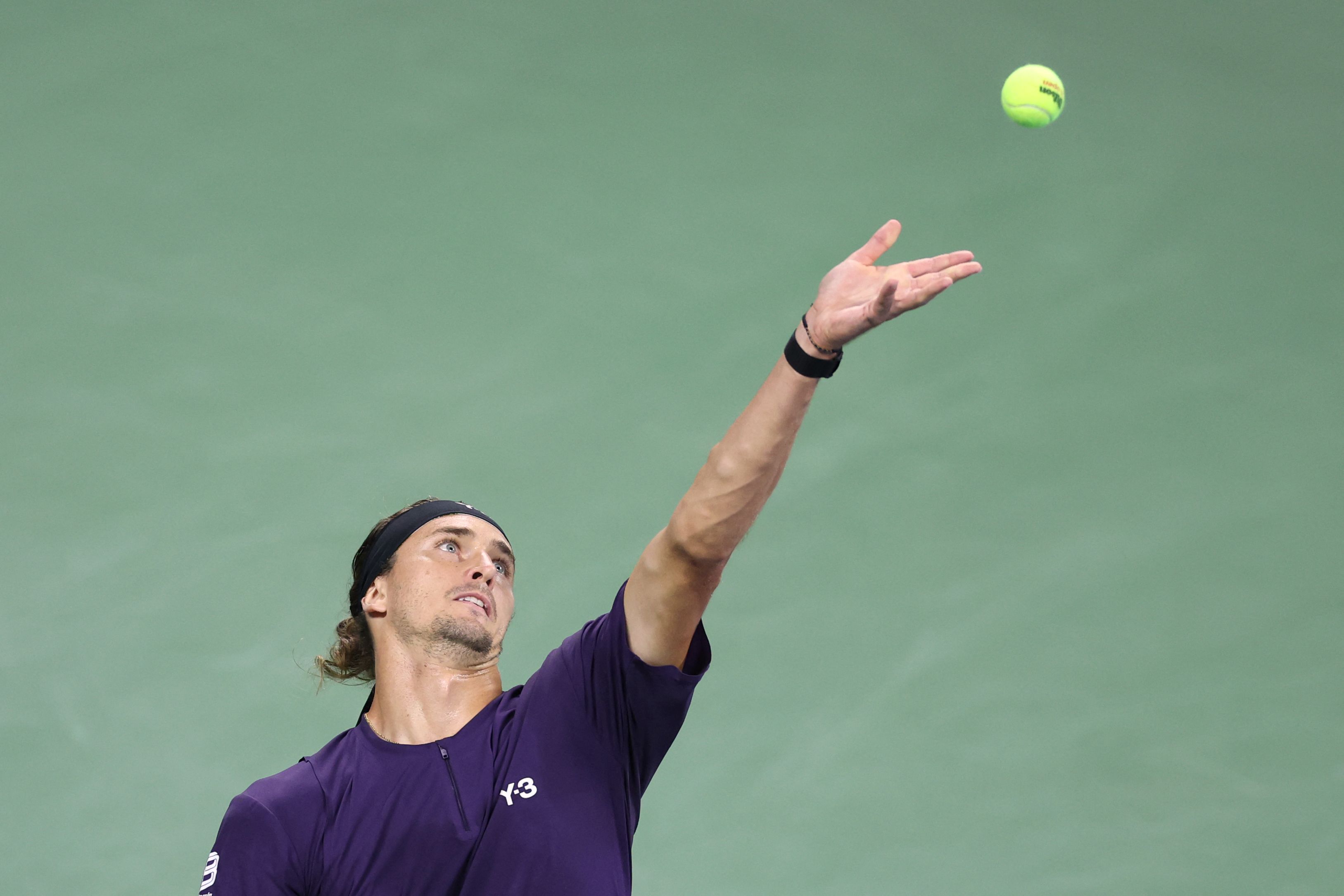 雷火电竞主播-法网完胜美网，兹维列夫刷新纪录