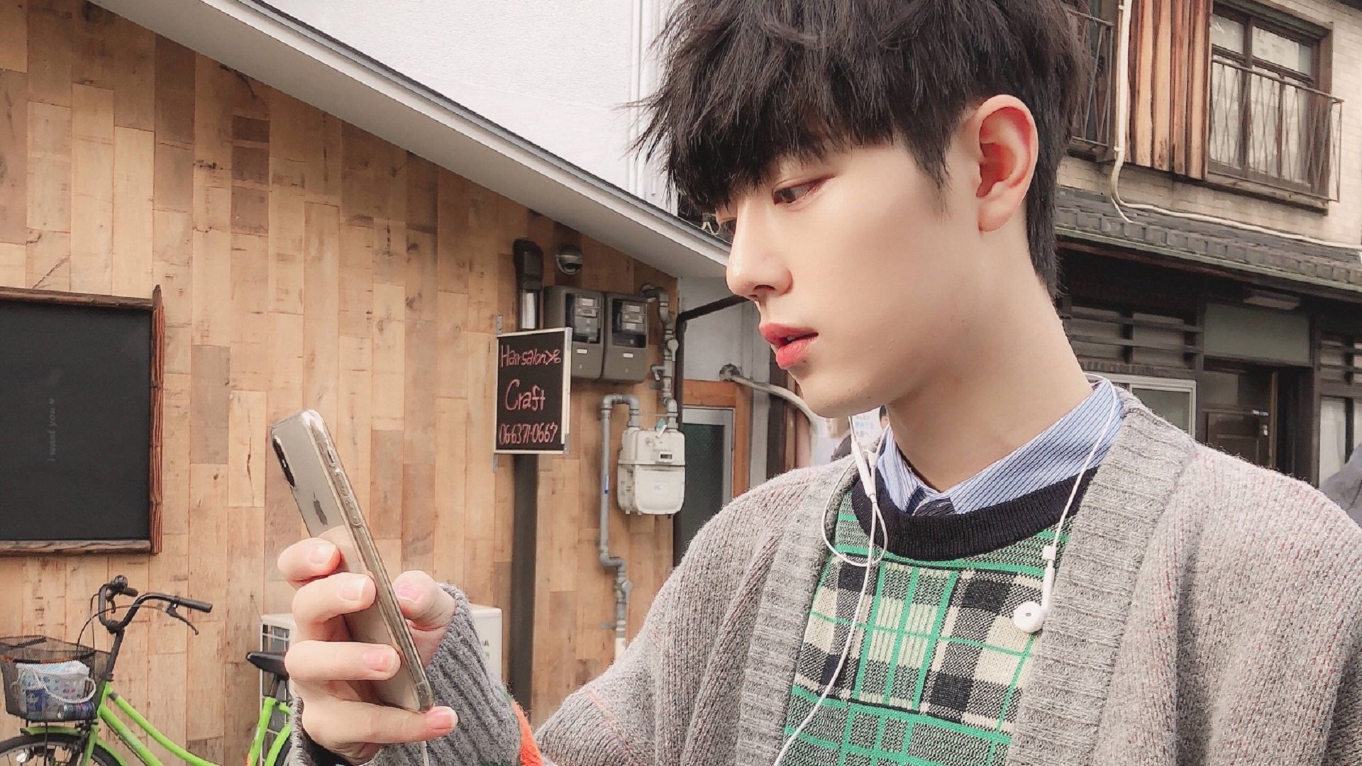 雷火电竞-临界点，当F1的银剑刺入红牛之夜