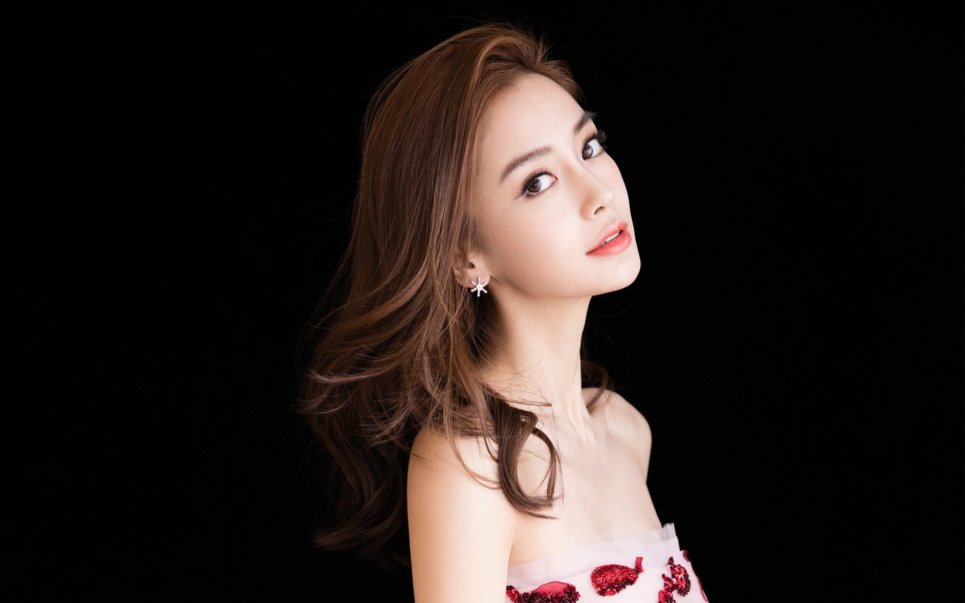 冷铁与玫瑰，南非如何在年度焦点战中淘汰巴黎