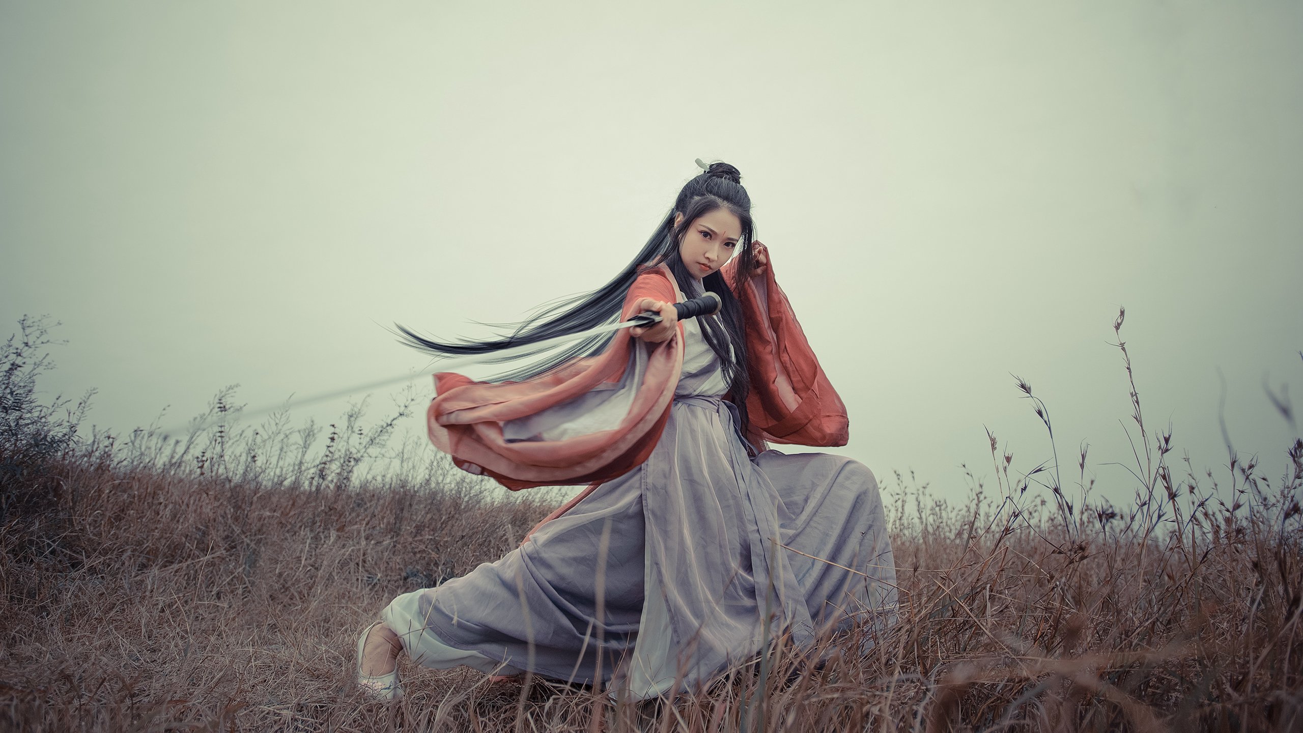 雷火电竞充值-戈贝尔硬仗之王，尼克斯淘汰黄蜂背后的防守艺术